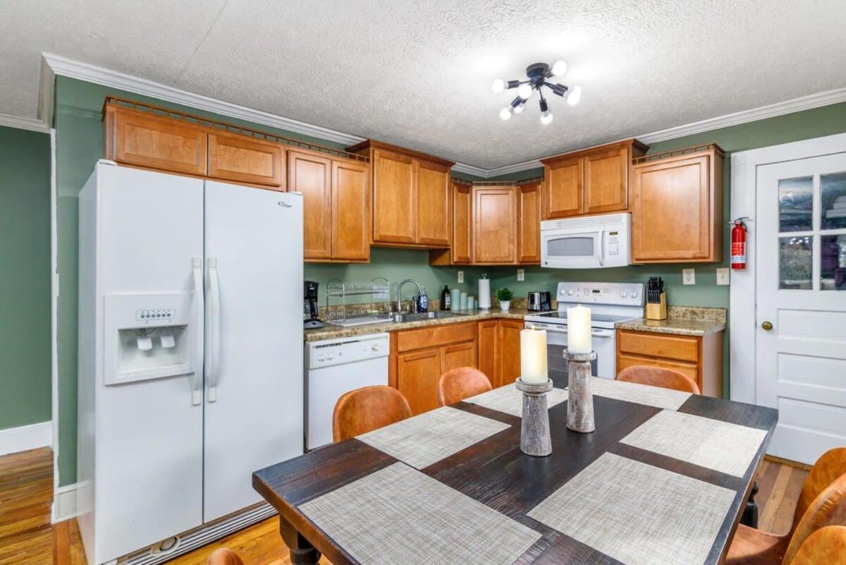 New River Gorge Cottage W Hot Tub, Fire Pit, Grill Oak Hill Exterior photo